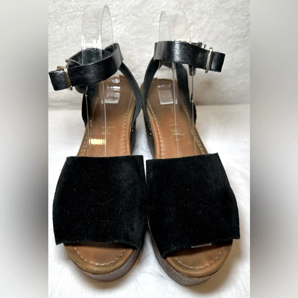 Seychelles women’s sandal “Forward Wedge” black suede strappy‎ ankle wrap strap
